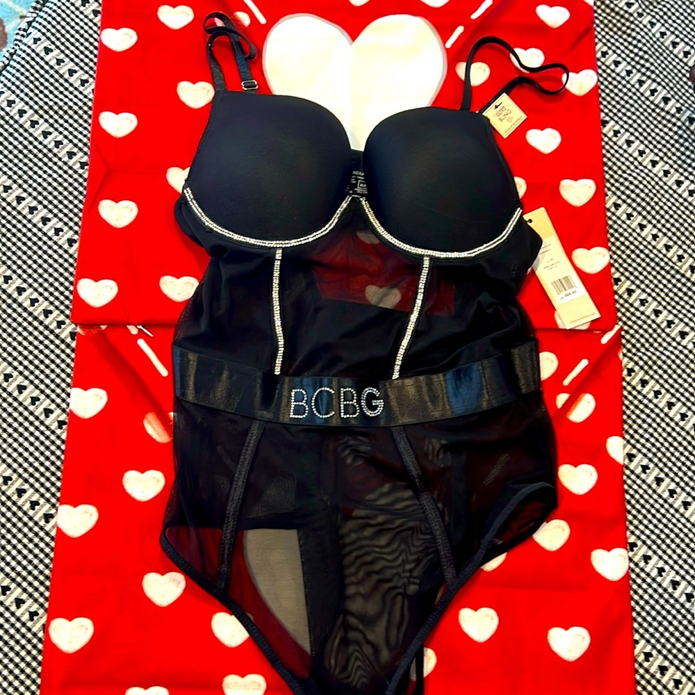 NWT Size Med. Black Bling push-up BCBG bodysuit. Snap closure - Picture 2 of 15